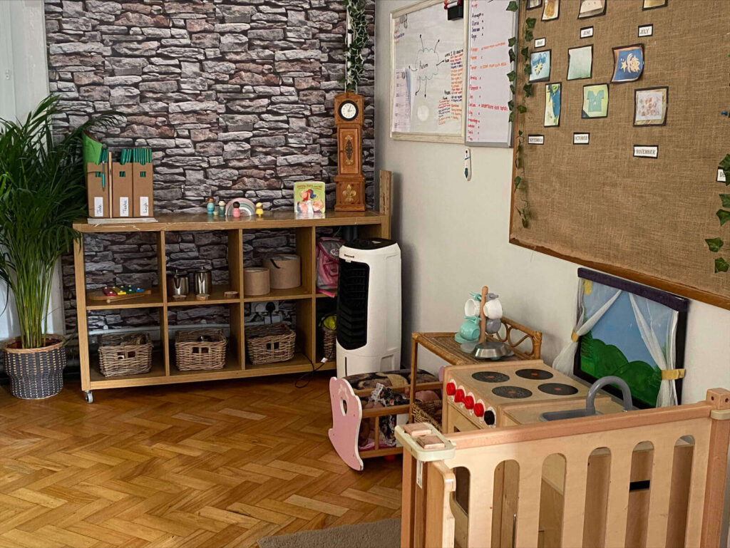 joeys 2 years old room 02